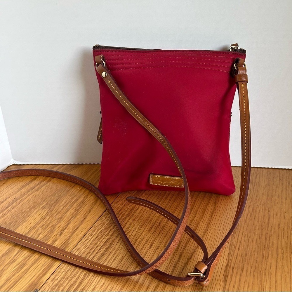 DOONEY & BOURKE Triple Zipper Nylon Crossbody Purse Red Travel Bag Lightweight